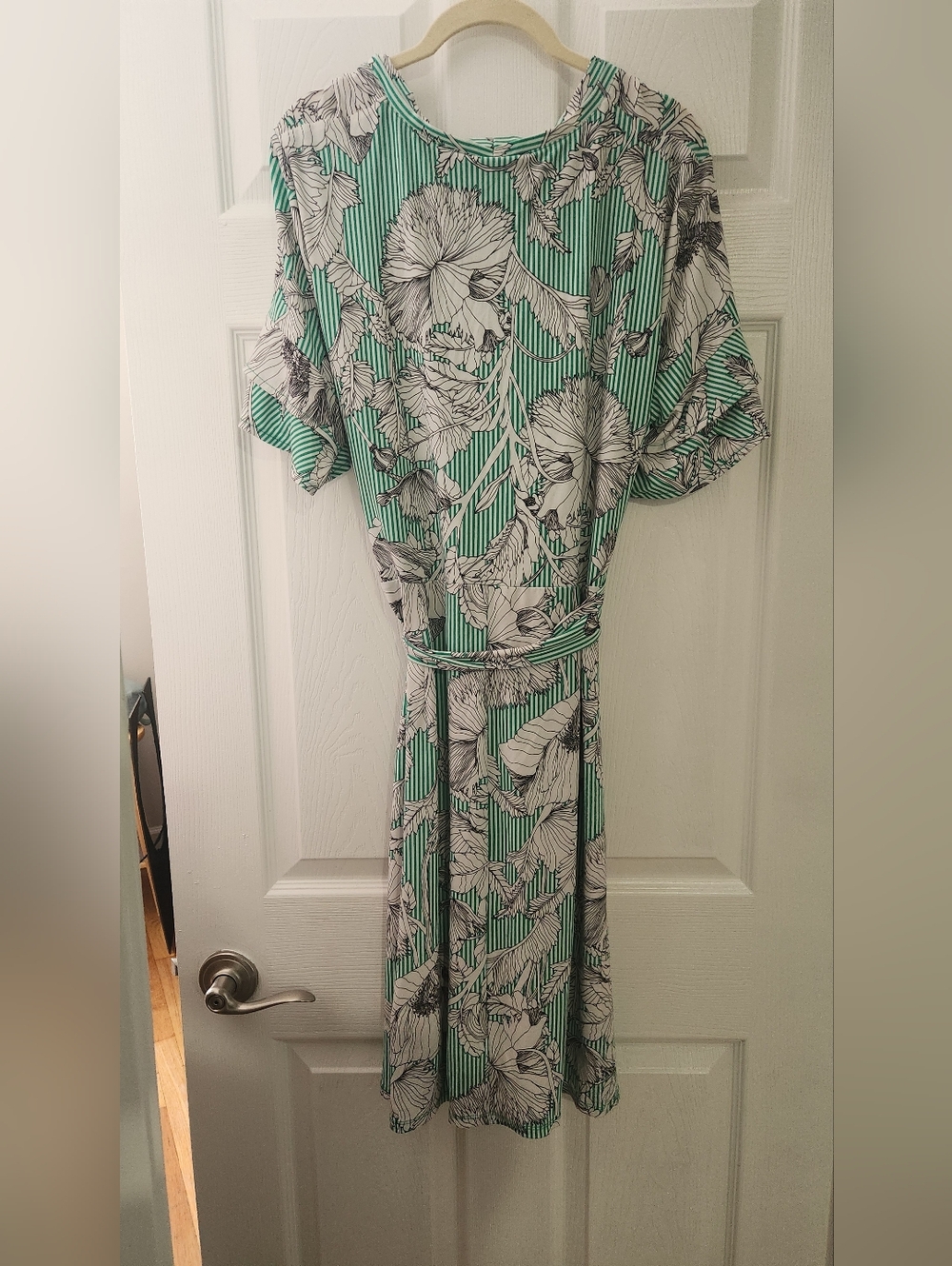 Liz Claiborne Green & White Floral Stripe Wrap Dress - Picture 2 of 4